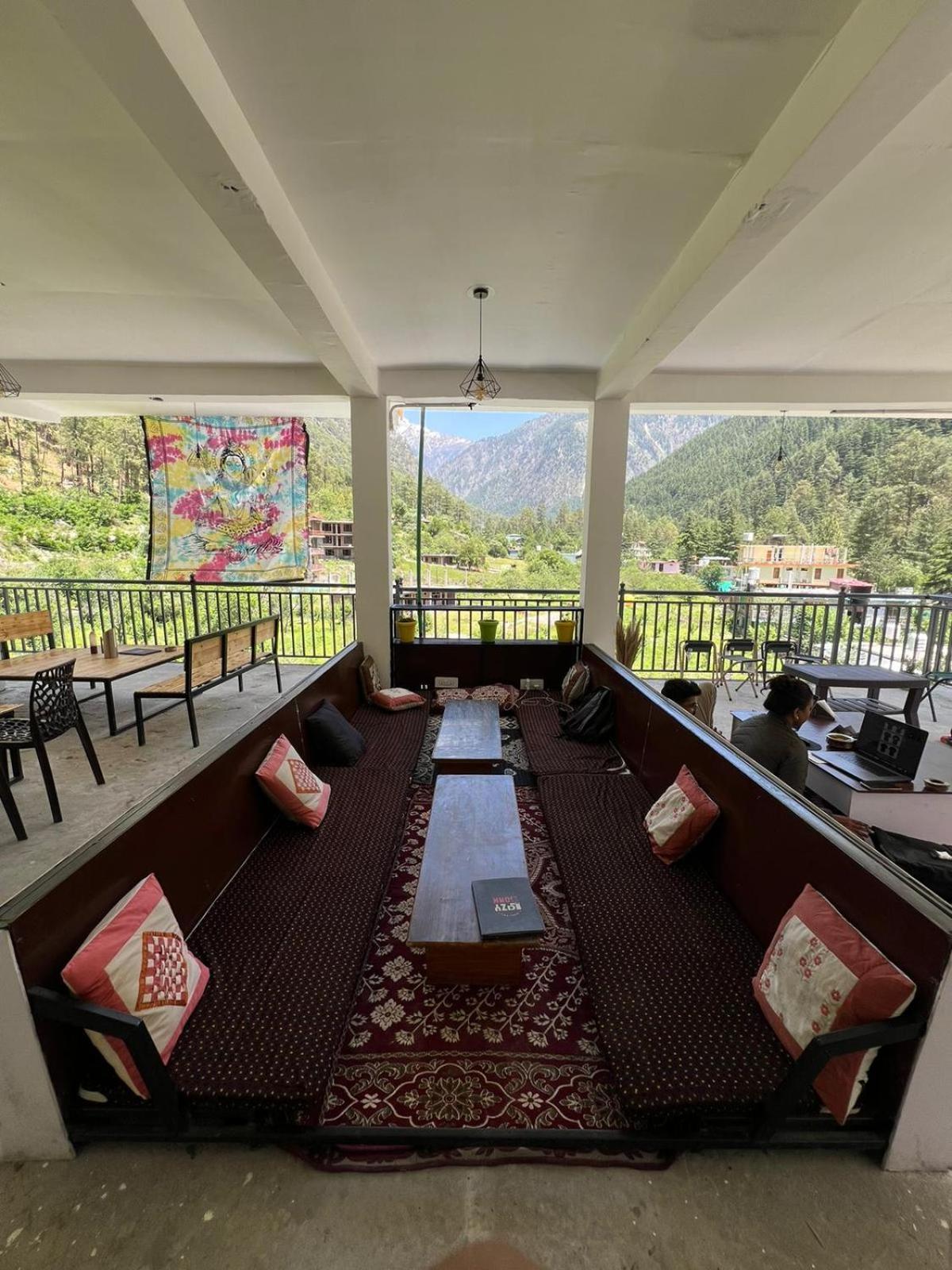 Himtrek Stay Kasol Esterno foto
